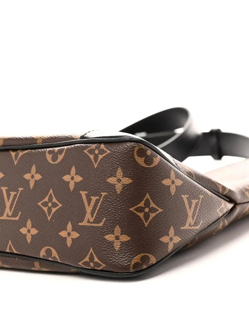 Louis Vuitton discover timeless